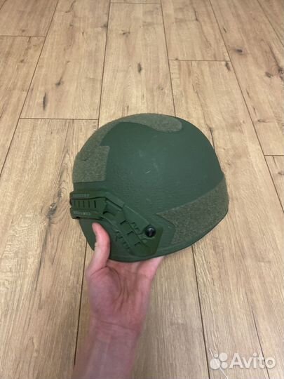 Шлем mich 2000