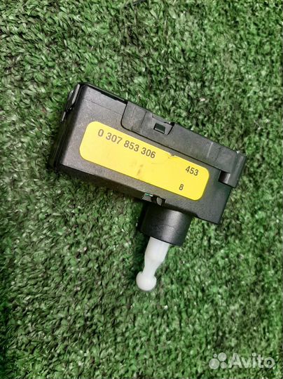 Корректор фары Opel Zafira C 2014