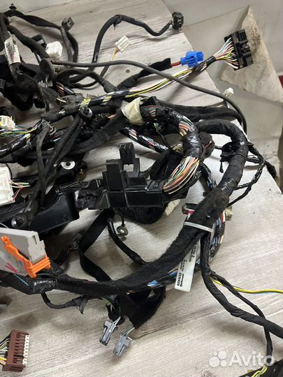 Рено каптюр проводка салона