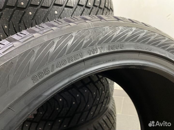 Yokohama Ice Guard IG65 295/40 R21 111T