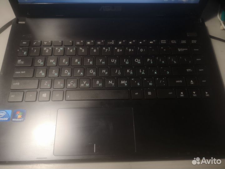 Ноутбук asus