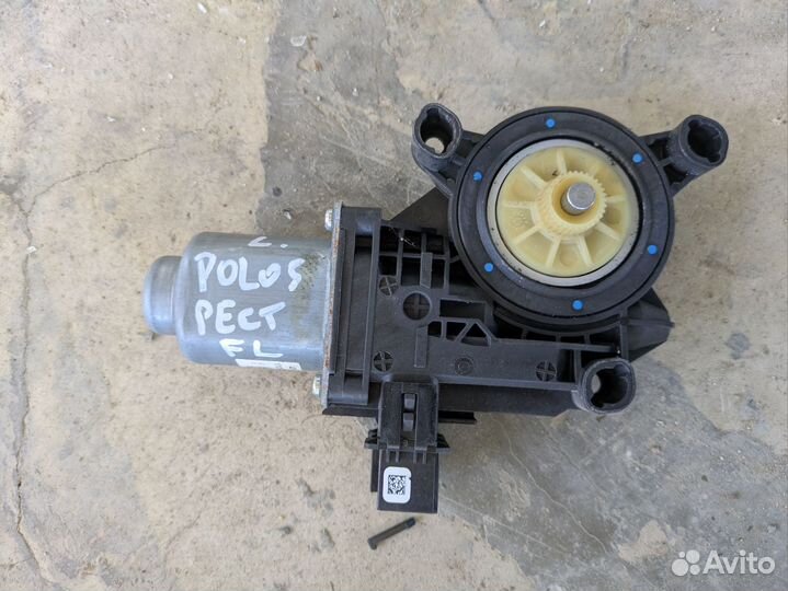 Мотор стеклоподъёмника VW Polo 5