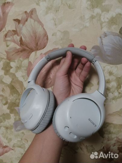 Беспроводные наушники sony