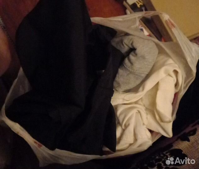 Отдам 2 пакета детских/взрослых вещей