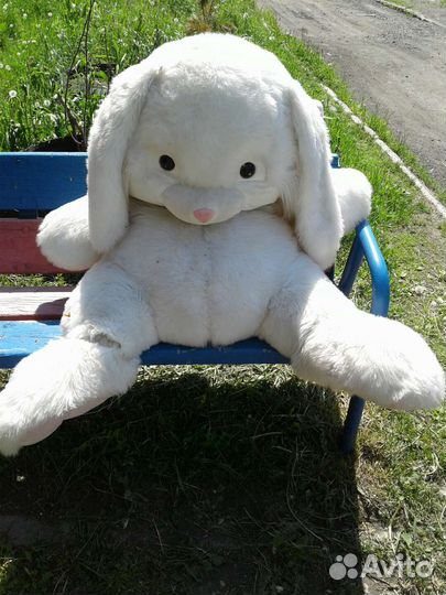 Зайчик 130 см. плюшевый