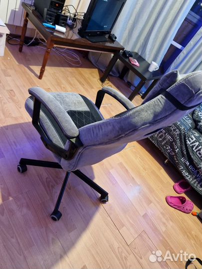Компьютерное кресло
