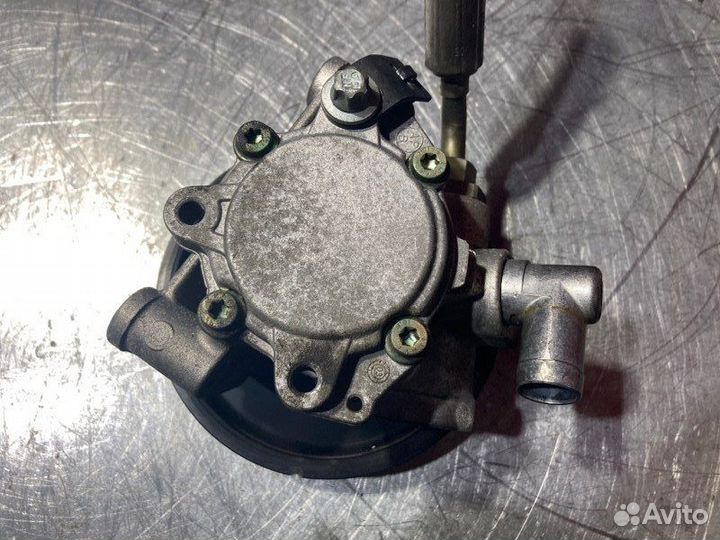 Насос гидроусилителя руля Mercedes C-Class W203