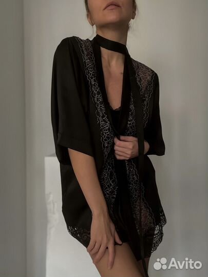 Шелковый комплект белья