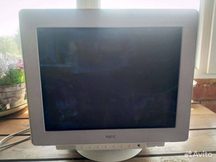 Монитор nec multisync fe770