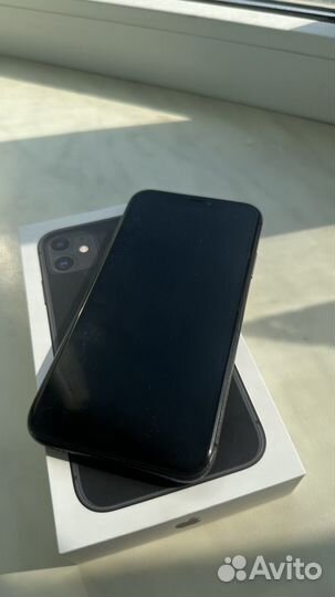 iPhone 11, 64 ГБ