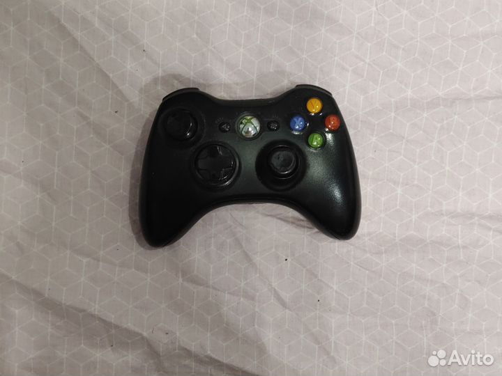 Xbox 360 8 дисков один гейм пад