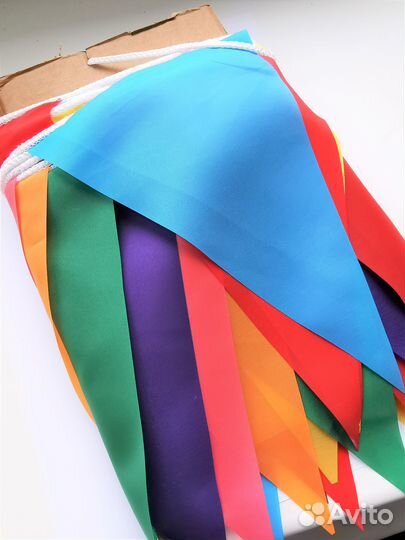 Гирлянда с флажками, флажная лента