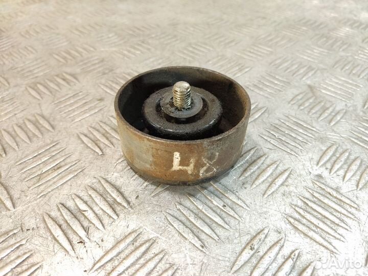 Ролик Nissan Teana j32