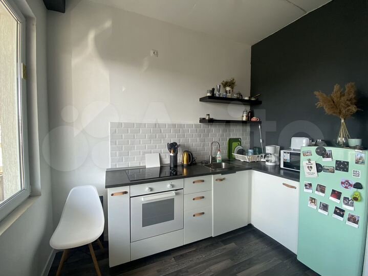 2-к. квартира, 32 м², 1/4 эт.