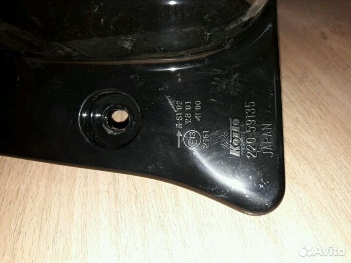 Сузуки SX4 задний правый фонарь