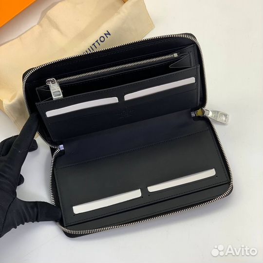 Louis Vuitton портмоне