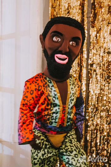 Поздравление, ростовые куклы звезд, шуточный стрип