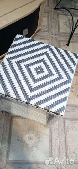 Пуфик из искусственного ротанга