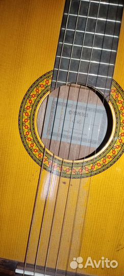 Классическая акустическая гитара Yamaha C40