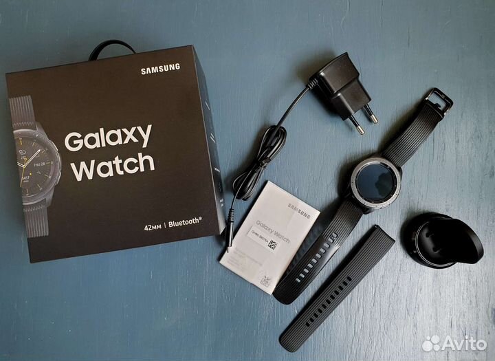 Смарт часы Samsung Galaxy Watch 42