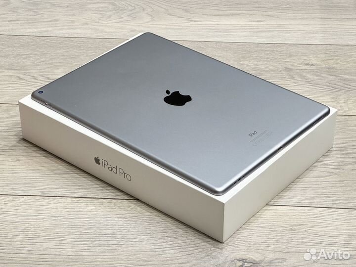 Apple iPad Pro 12.9 дюймов 32gb с клавиатурой