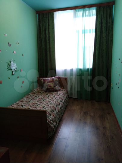 2-к. квартира, 79 м², 2/2 эт.