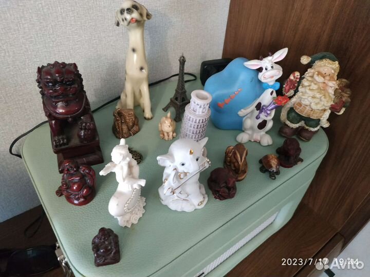 Фигурки, статуэтки