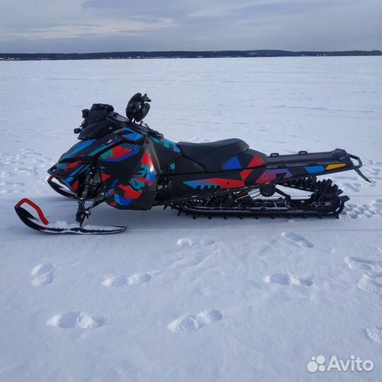 Ski-Doo Summit 800 E-Tec Fox/Skinz/RSI