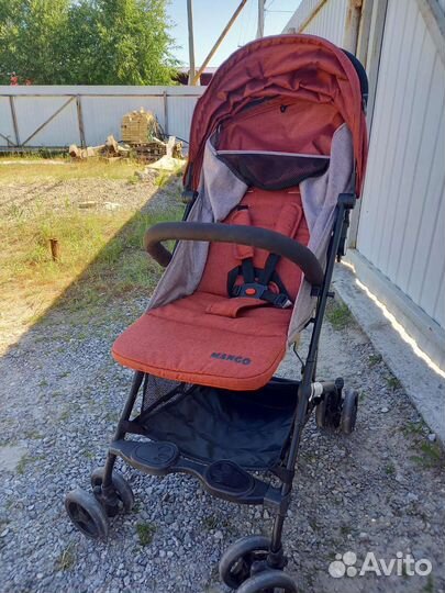 Прогулочная коляска