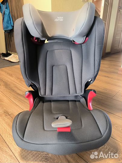 Автомобильное кресло britax romer kidfix 2R