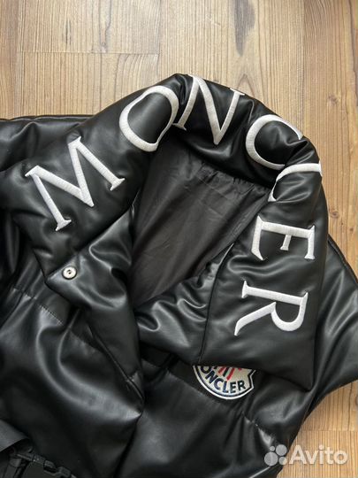 Жилетка женская Moncler