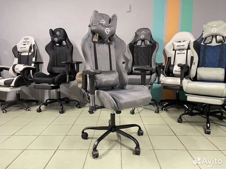 Компьютерное игровое кресло геймерское с массажем