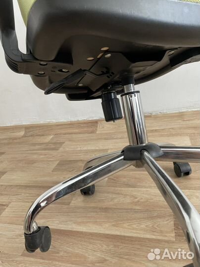 Офисное кресло бу