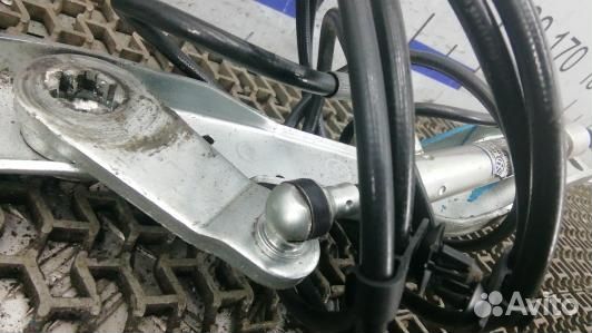 Петля крышки багажника volkswagen phaeton 1 (1UK08