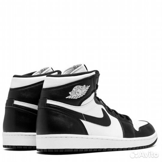 Кроссовки nike air jordan retro 1