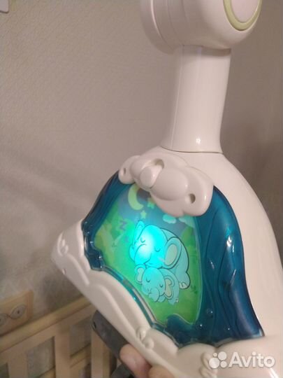 Мобиль на кроватку, ночник huggeland