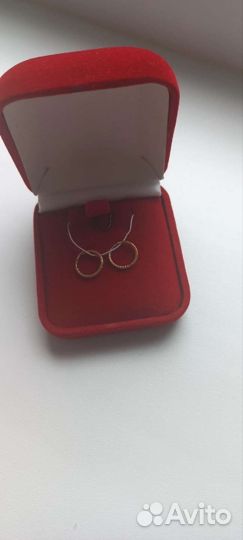 Золотые серьги