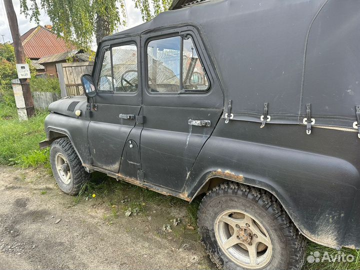 УАЗ 31512 2.4 МТ, 2000, битый, 99 999 км