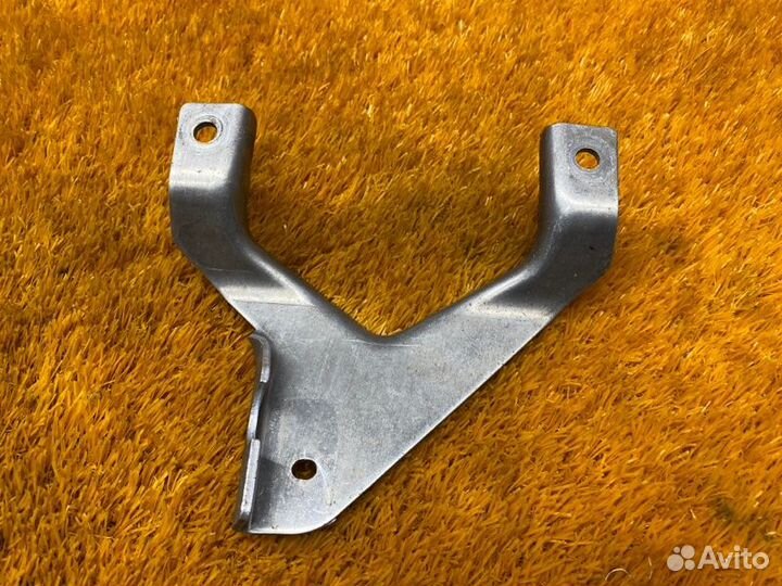 Кронштейн гидроусилителя Bmw 6-Series E63 N62B44A