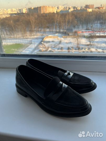 Лоферы женские