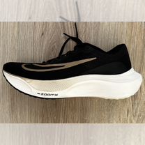 Nike Fly 5 zoomX