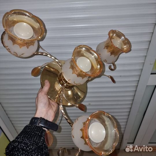 Люстра потолочная