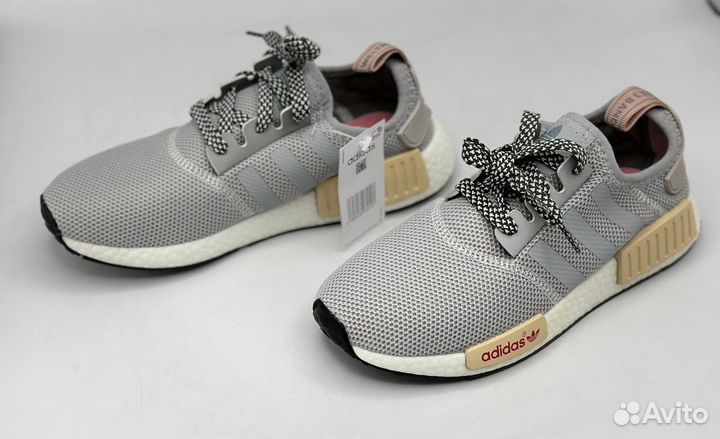 Кроссовки Adidas NMD R1 