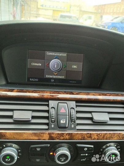 Монитор на BMW E60