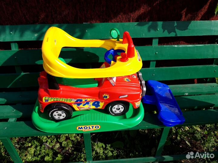 Машинка-каталка