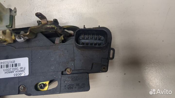 Замок двери правый передний Fiat Stilo