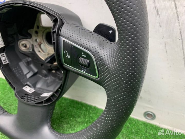 Руль Audi A5 8T cdnc 2010