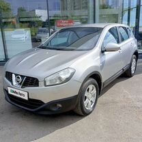 Nissan Qashqai 1.6 CVT, 2012, 118 124 км, с пробегом, цена 1 077 100 руб.