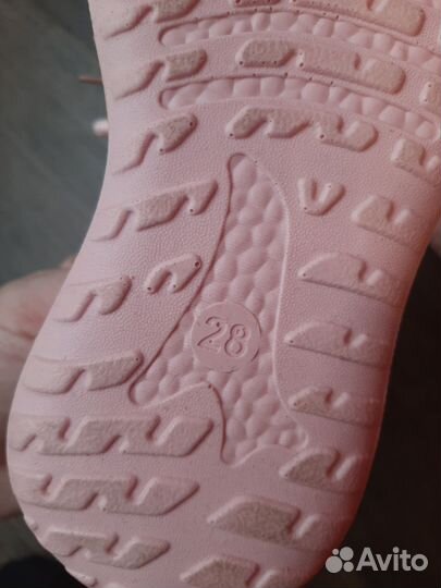 Кроссовки для девочки