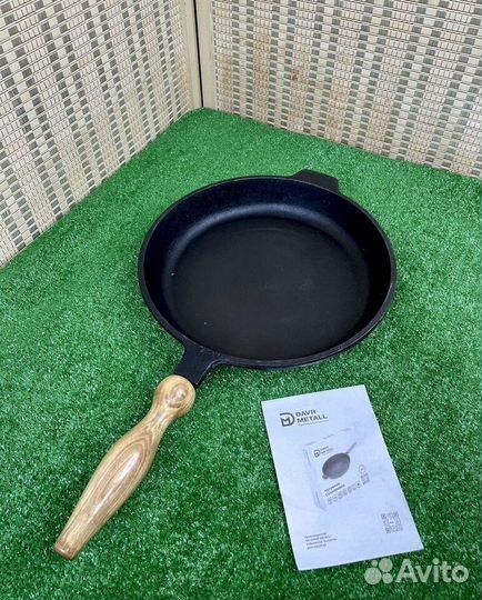 Чугунная сковорода 28 см